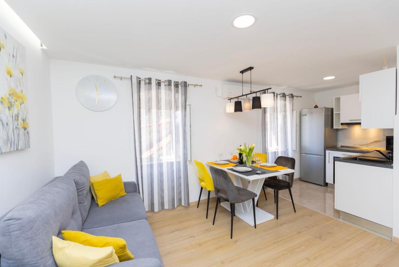 Modern Cozy Apartment Bonnie In Center Of Split. エクステリア 写真