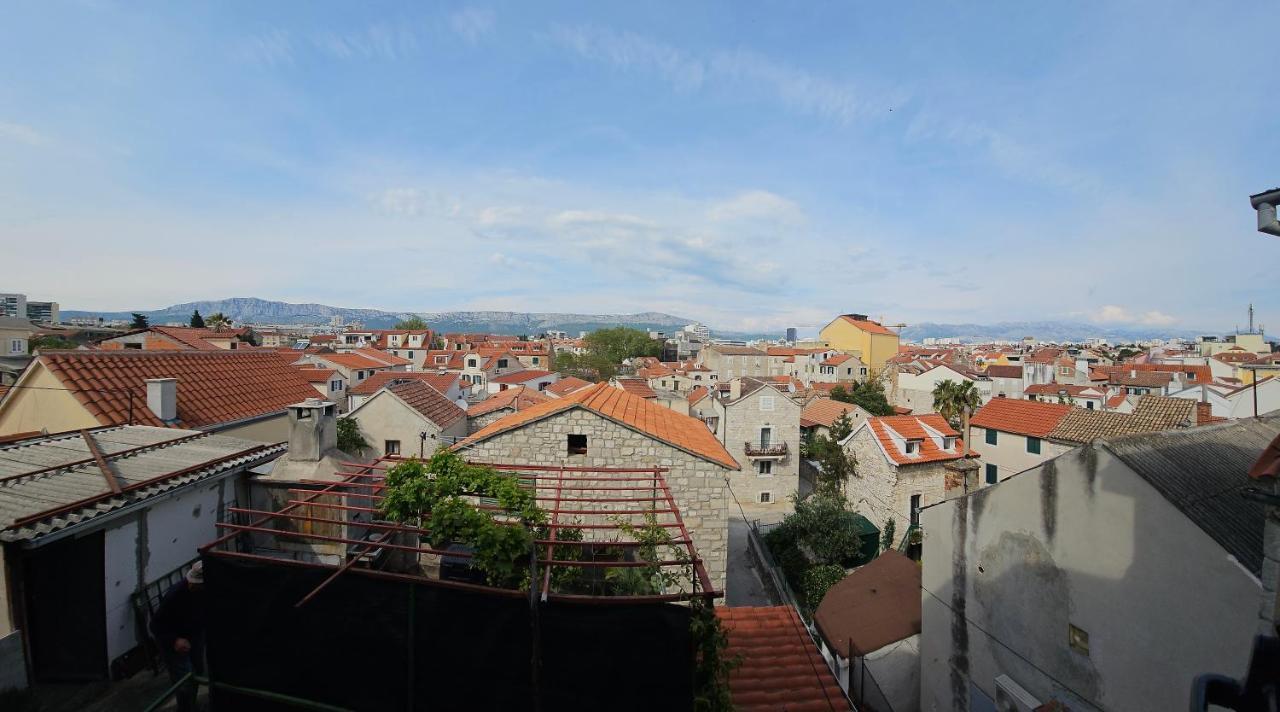Modern Cozy Apartment Bonnie In Center Of Split. エクステリア 写真